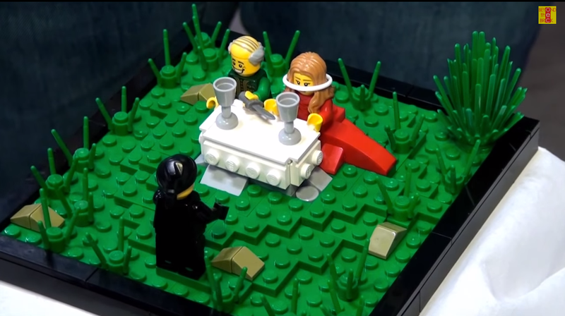 Illustration for article titled Celebrate romance with detailed Lego versions of famous Princess Bride scenes